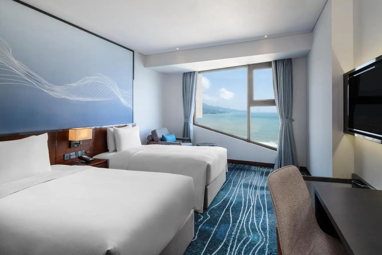 Hilton Garden Inn Da Nang 4*,