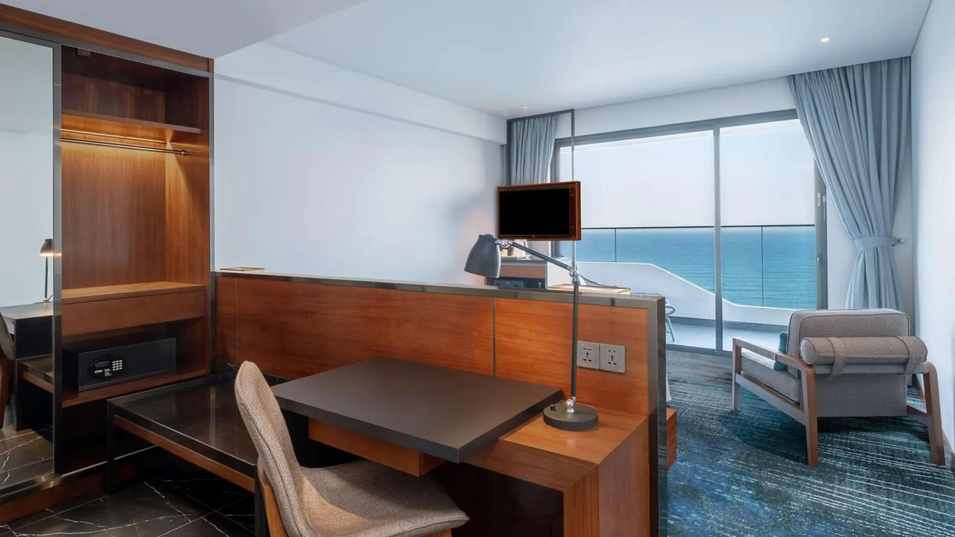 Hilton Garden Inn Da Nang Hotel